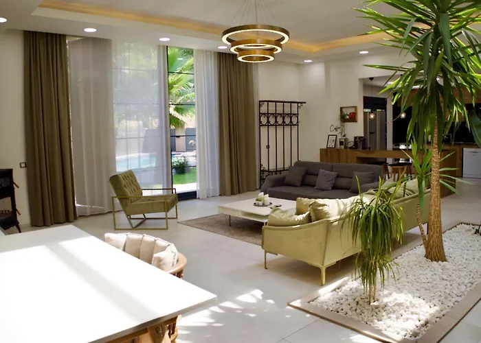 Luxury Private In Antalya With Pool -8 Guests *